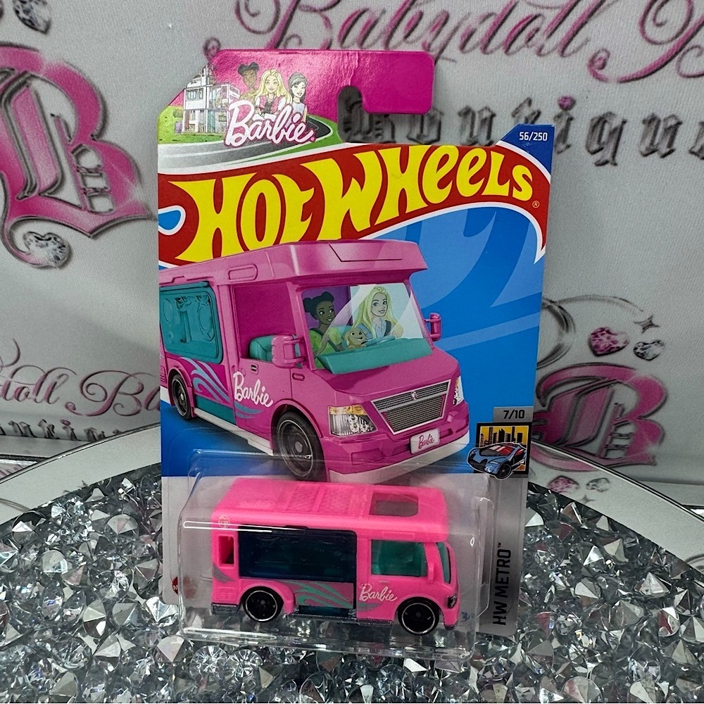 Hot wheels Barbie Pink Van 56/250 neon pink HW metro dream camper 7/10